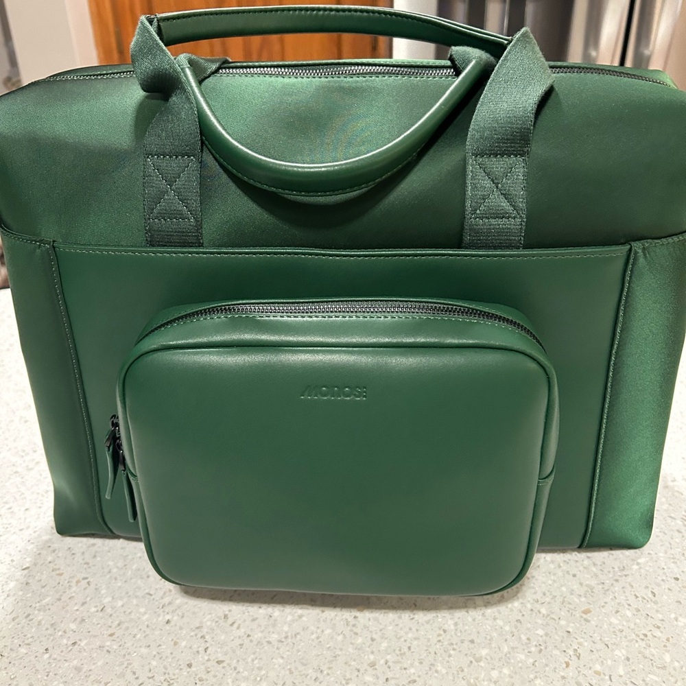 Green Duffle Bag with Structured Design and Removable Strap - Picture 7 of 9